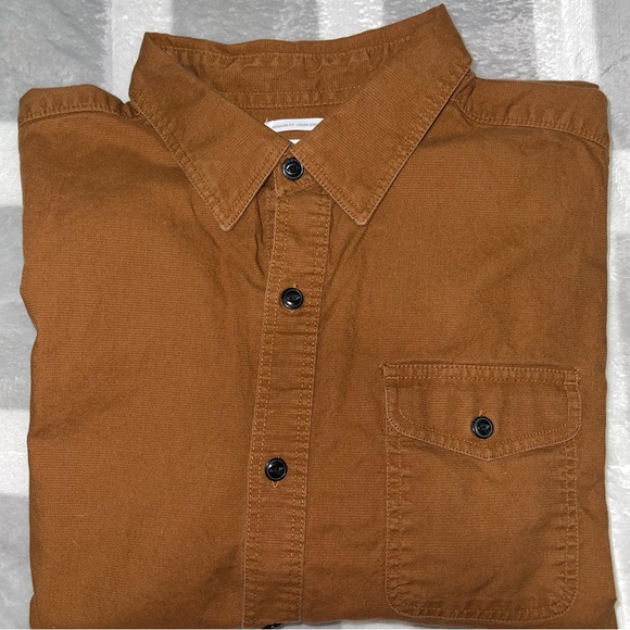 Long sleeve Men’s Button Up - Picture 3 of 8